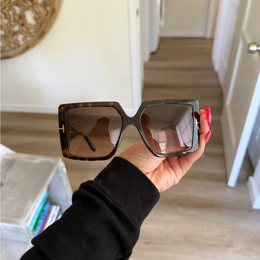 Tom Ford Brown Tortoise Sunglasses